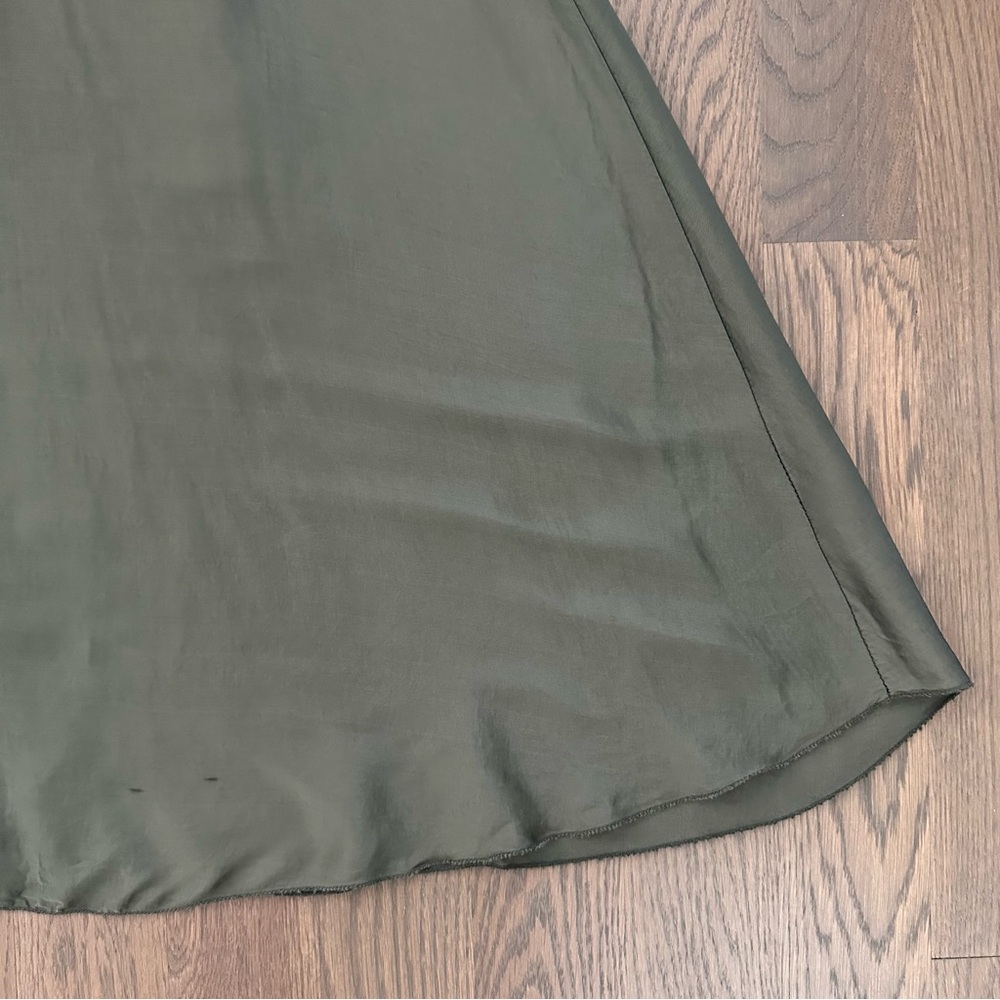 NWT Made in Italy Satin Silk Blend Maxi Skirt in Dusty Olive Green Medium - Picture 3 of 9
